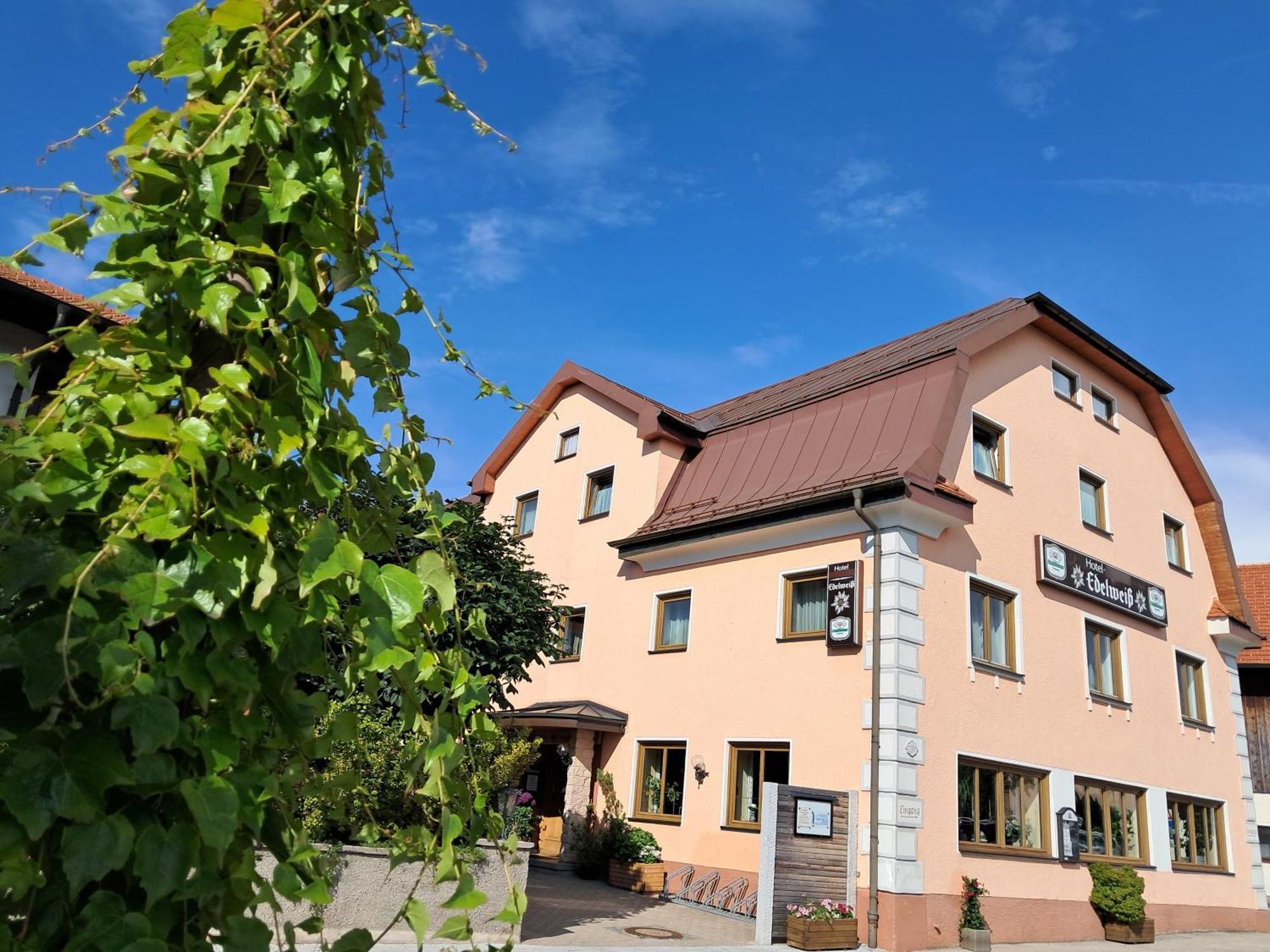 Hotel Garni Edelweiss Siegsdorf Exterior foto